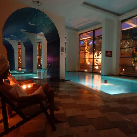 Relaxation! One Minute From The Beach, Ten Minutes From Thermal