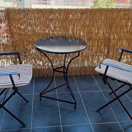 Appartement Relaxation! One Minute From The Beach, Ten Minutes From Thermal